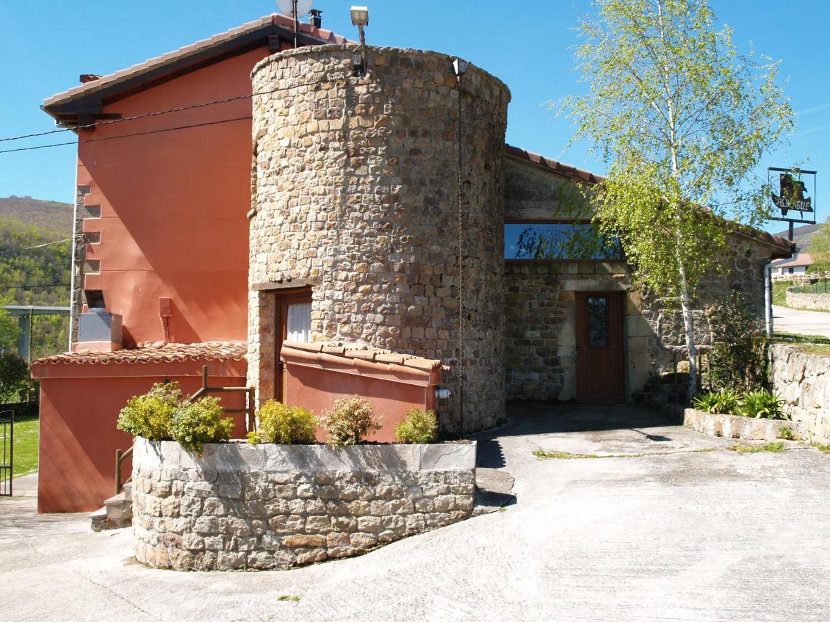Albergue La Torre Santiurde de Reinosa Exterior photo