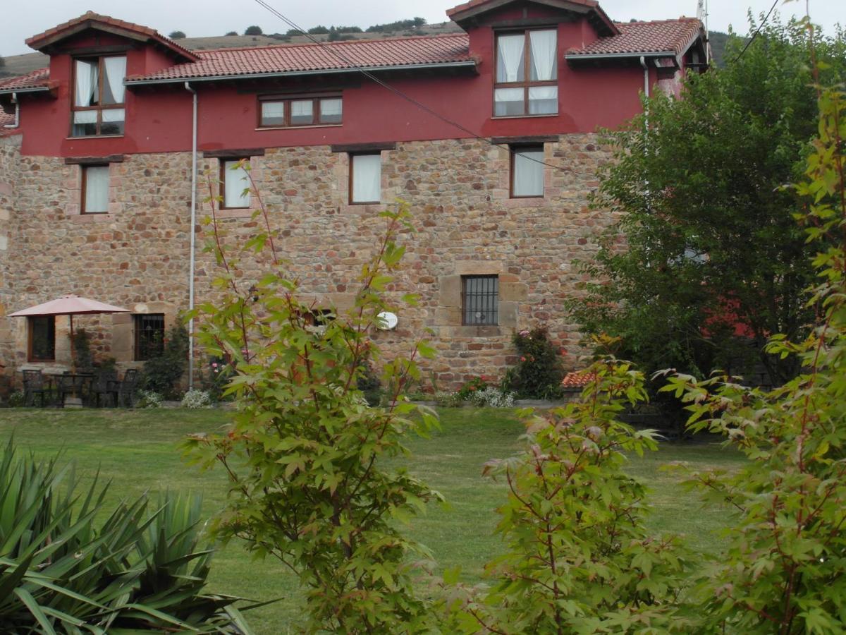 Albergue La Torre Santiurde de Reinosa Exterior photo