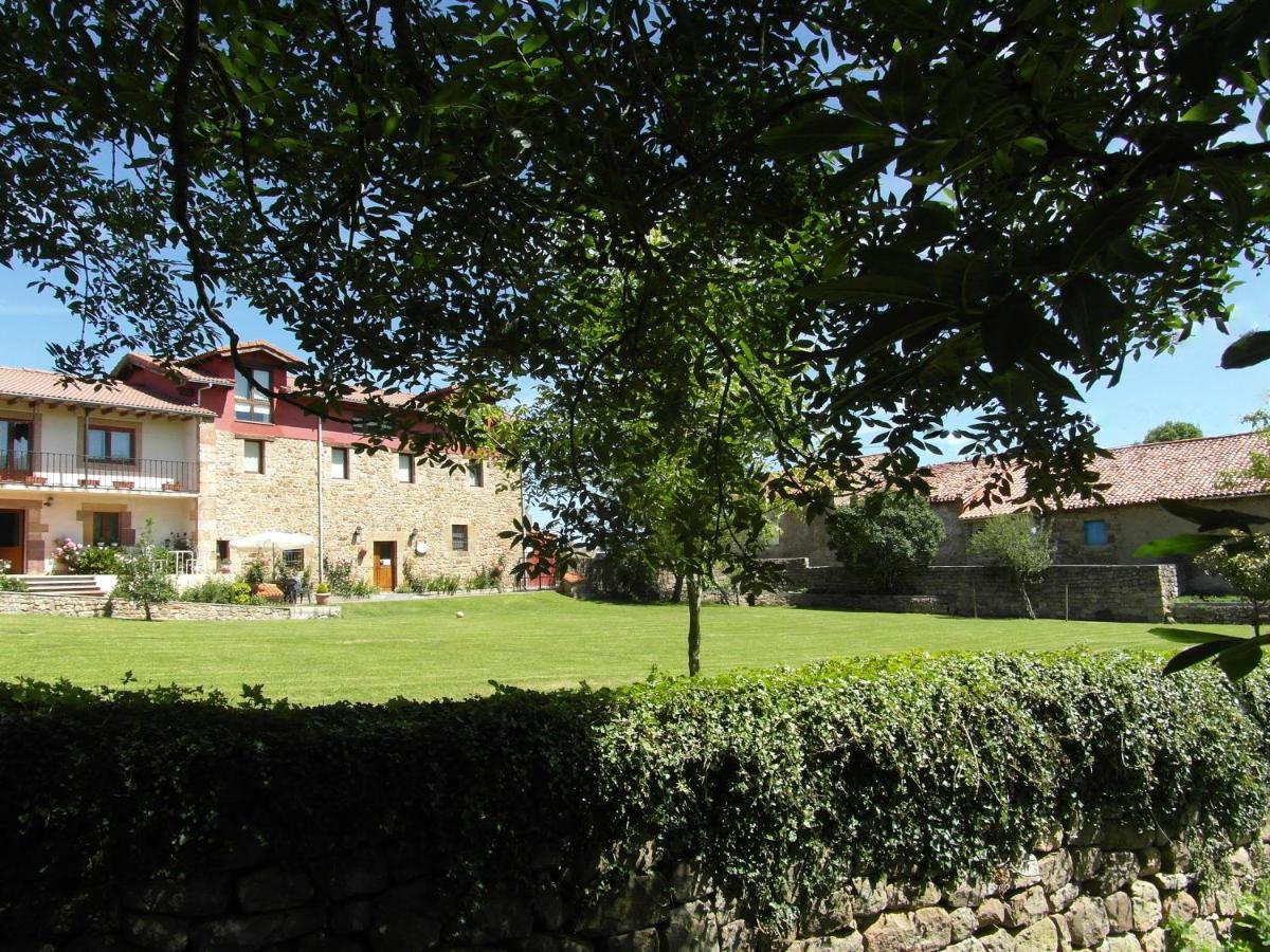 Albergue La Torre Santiurde de Reinosa Exterior photo